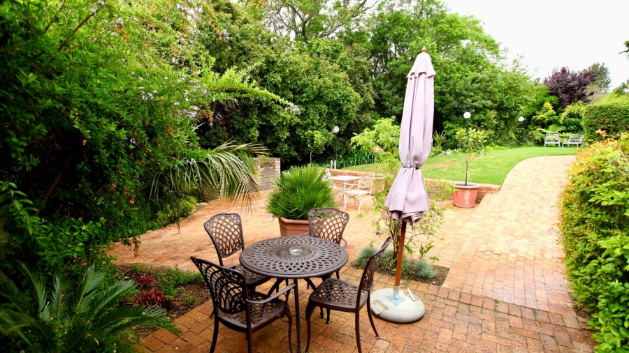 To Let 1 Bedroom Property for Rent in Welgelegen Western Cape